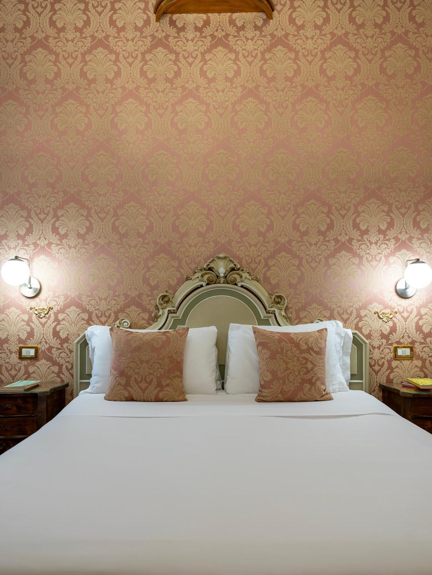 Hotel Antico Doge - A Member Of Elizabeth Hotel Group Venesia Bagian luar foto