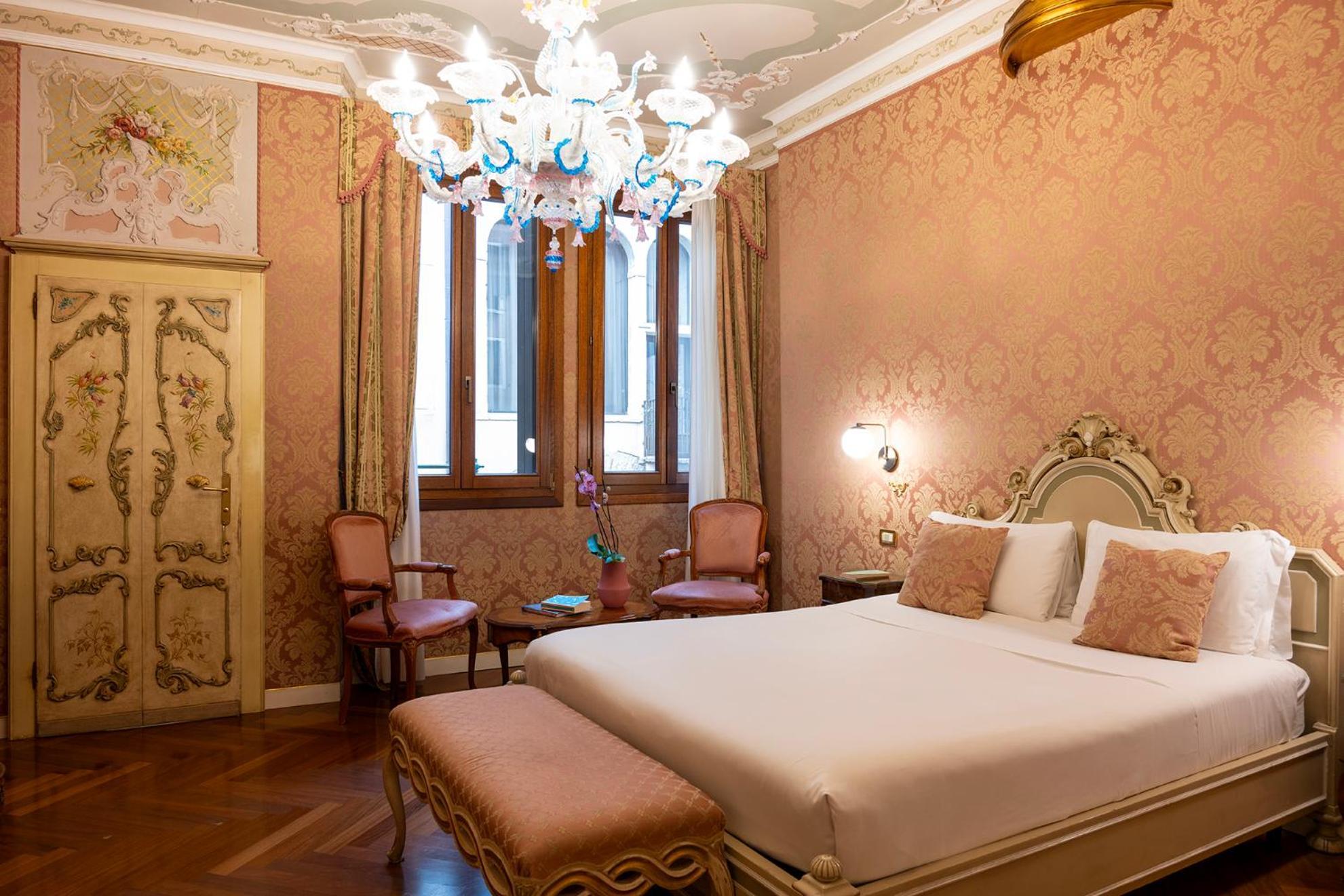 Hotel Antico Doge - A Member Of Elizabeth Hotel Group Venesia Bagian luar foto